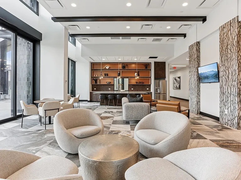 The Chartwell at Marathon Village — Photo 28
