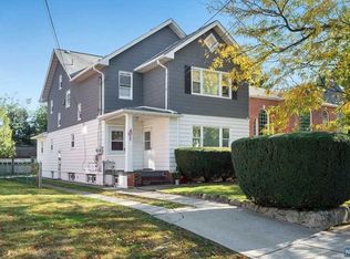 25 E Gouverneur Ave #1, Rutherford, NJ 07070