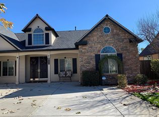 3459 N Conestoga Ct, Hanford, CA 93230
