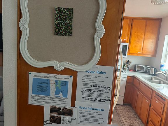 4th image of 830-32 Pismo Ct #832