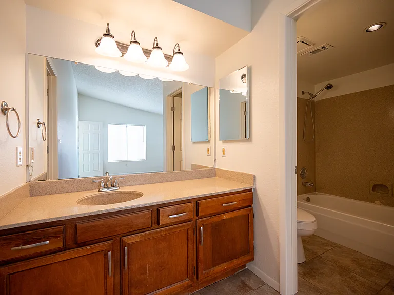 3346 W Starfall Pl — Photo 13