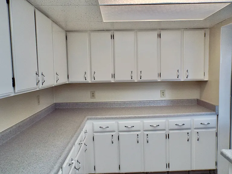 2123 Westfield Ave — Photo 4