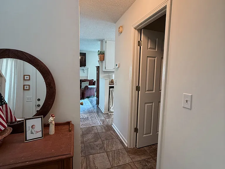 139 Woodfield Pl — Photo 5