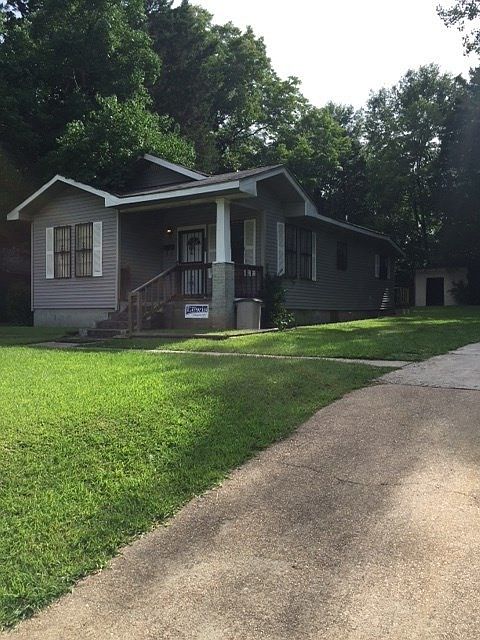 2nd image of 3847 Warner Ave