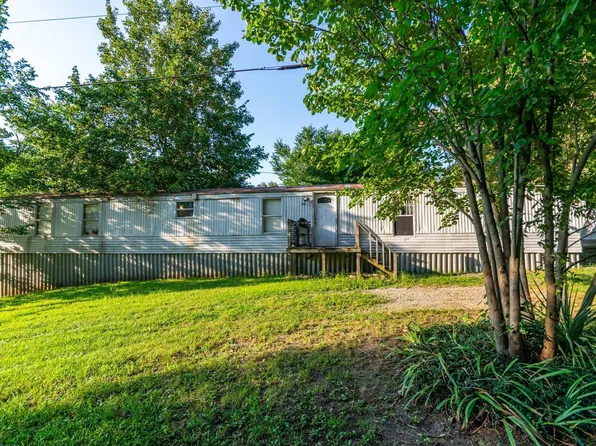 713 Popular Dr, Smithland, KY 42081