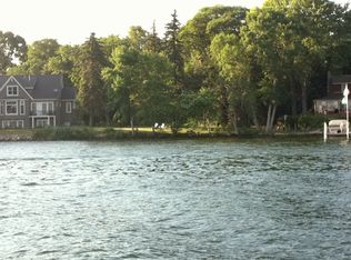 445 Lakeview Ave, Tonka Bay, MN 55331