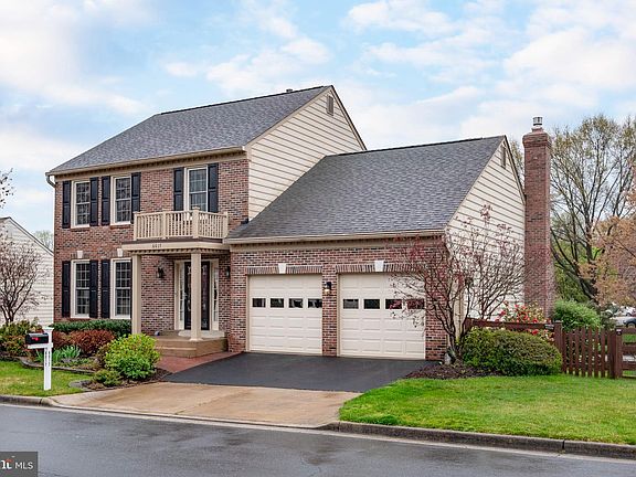 4th image of 6017 Woodlake Ln