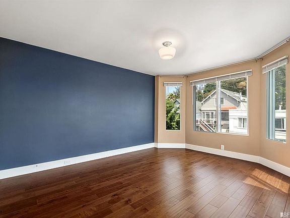 4th image of 10 Nordhoff St