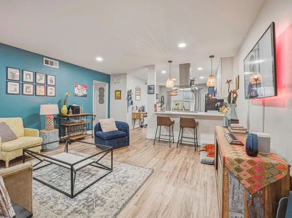 5332 Balcones Dr APT B, Austin, TX 78731