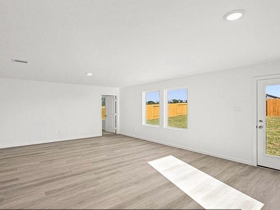 4th image of 40762 Barley Straw Dr