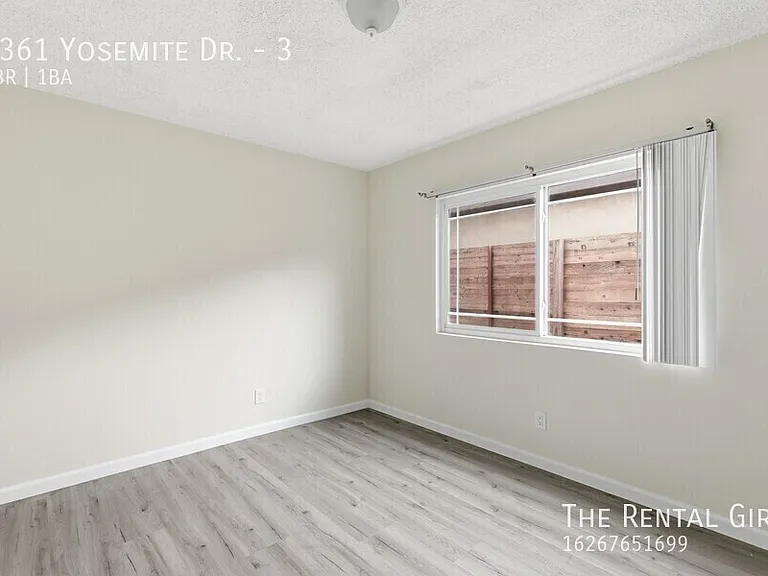 1361 Yosemite Dr #3 — Photo 9