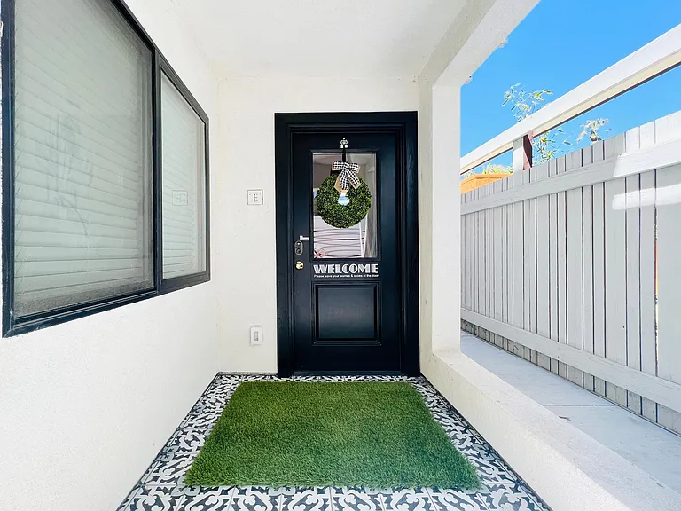 2870 Myrtle Ave — Photo 14