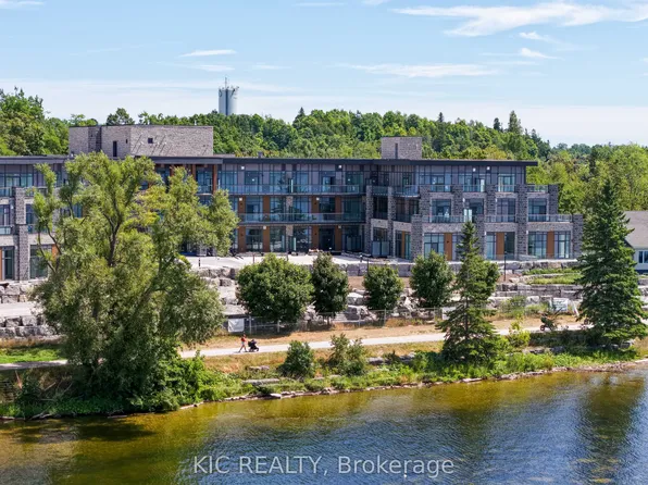 99 Louisa St #210, Kawartha Lakes, ON K0M 2B0