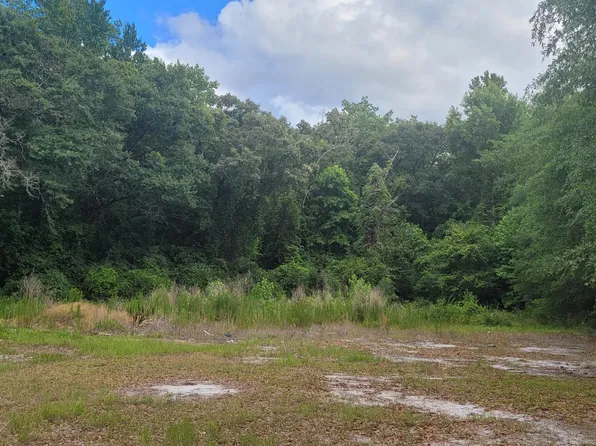 28379 Nc Hwy 210, Currie, NC 28435