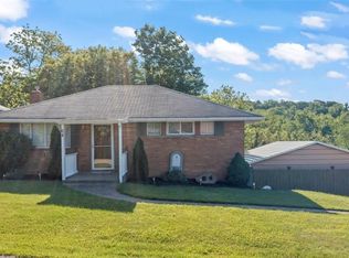 64 Hilltop Acres Rd, Washington, PA 15301