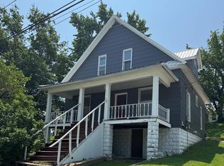 614 E 3rd St, Milan, MO 63556