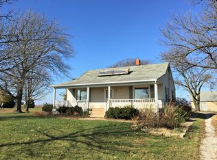 2952 Wenona Rd, Wenona, IL 61377