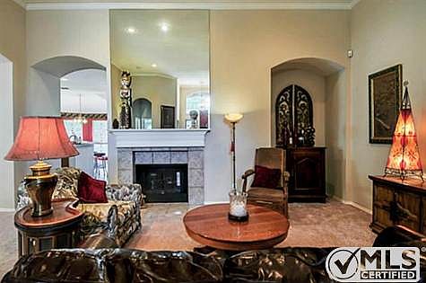 3rd image of 608 Delores Dr