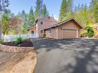 560 Fish Hatchery Rd, Grants Pass, OR 97527