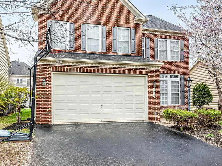 8416 Churchside Dr — Photo 6