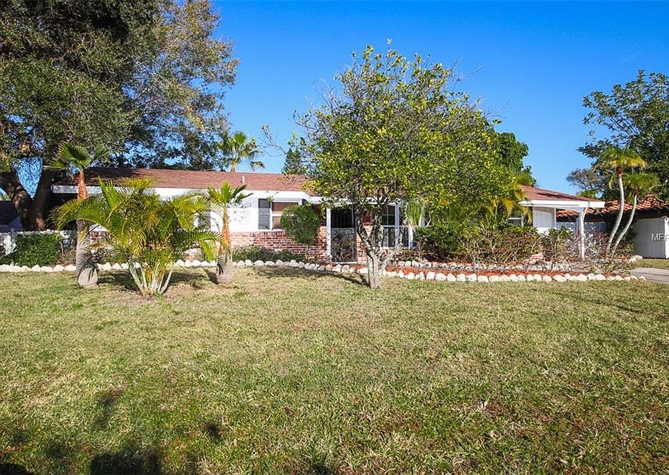1st image of 2616 Darwin Ave