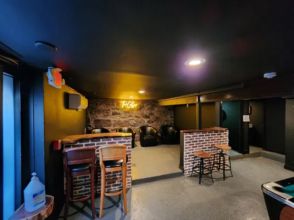 370 Communipaw Avenue image 15 of 22