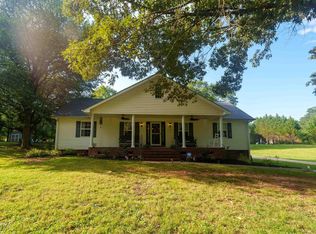 646 Gum Springs Rd, Taylors, SC 29687