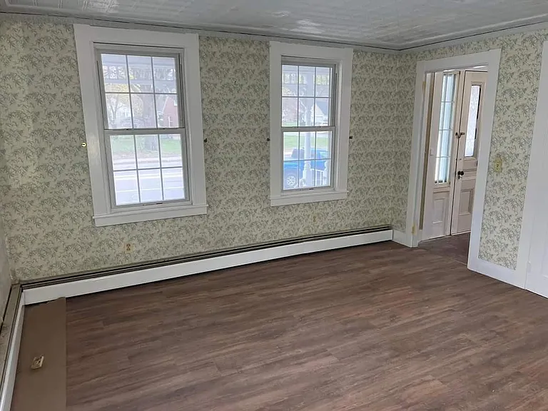 65 Central St #1 — Photo 12
