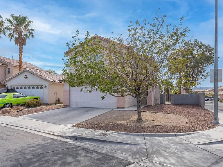 5531 Doubleday St — Photo 46