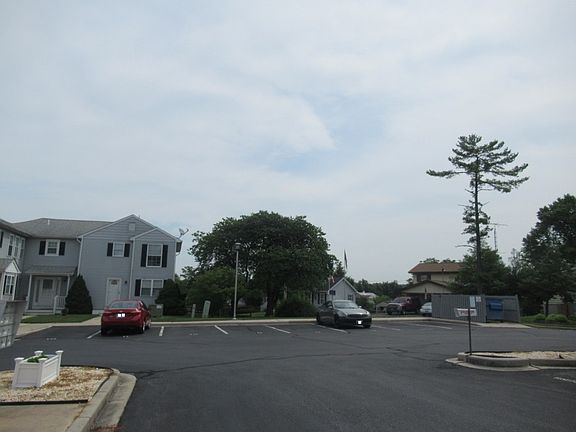 5th image of 8 Seton Pl
