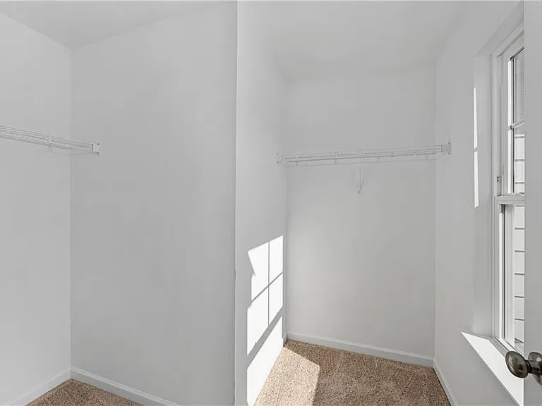 2840 Laurel Ridge Cir — Photo 22