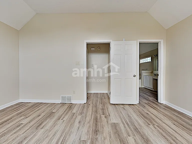 1507 Cider House Ln — Photo 9