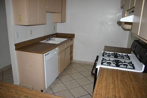 3rd image of 3707 Eisenhower Dr