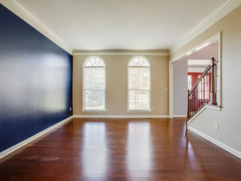 417 Gambrel Ct — Photo 41