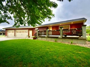 119 N Lincoln St, Petersburg, NE 68652