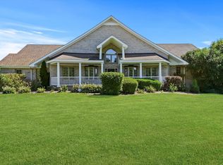 40401 N Belle Foret Dr, Wadsworth, IL 60083