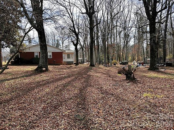 2nd image of 2370 Briggs Rd