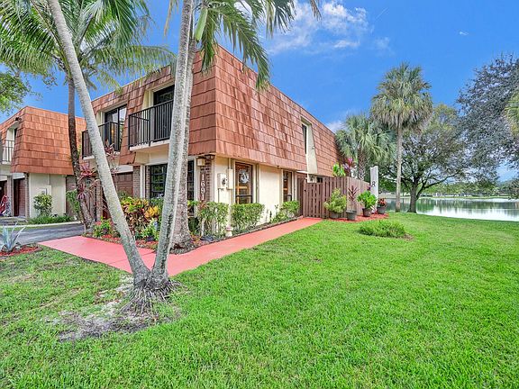 3rd image of 1691 S Coral Terrace #1691