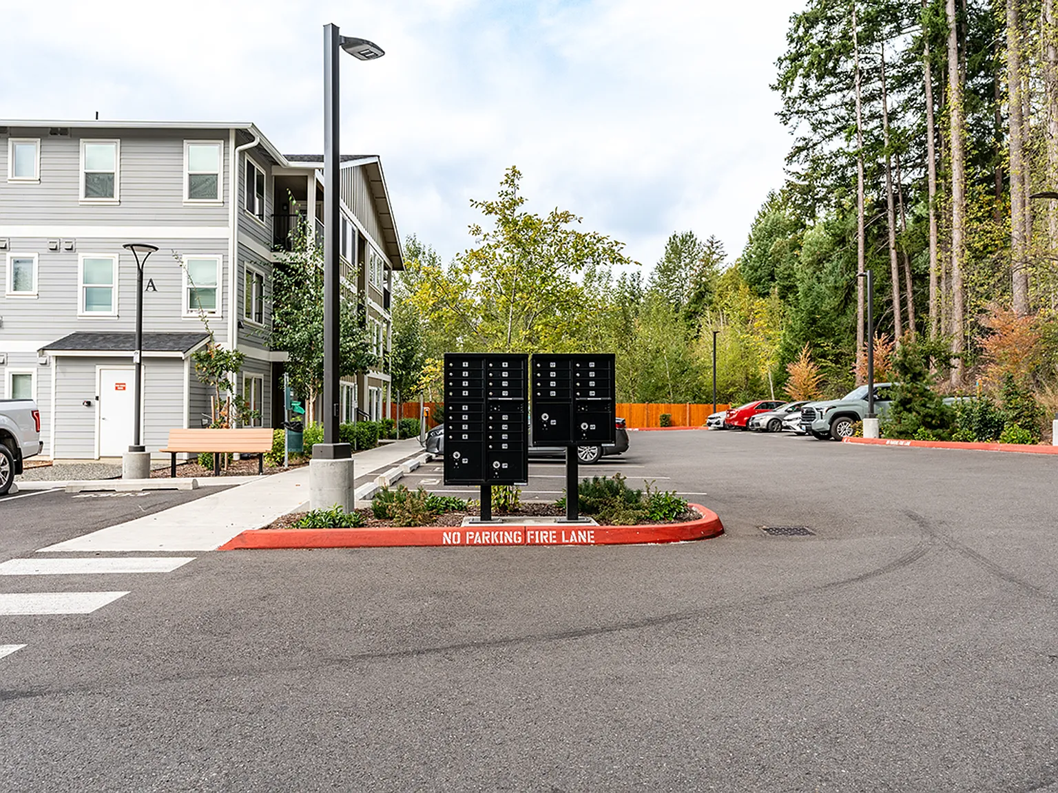 Hillside Apartments — Photo 3