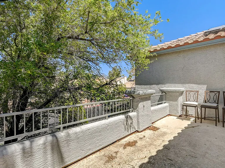 3910 Crooked Oak St — Photo 17