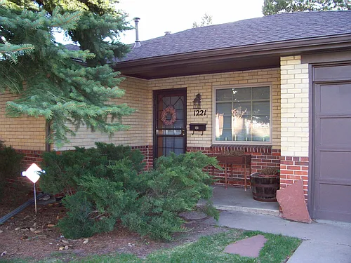 1221 Jasmine St Photo 1 1221 Jasmine St Photo 1