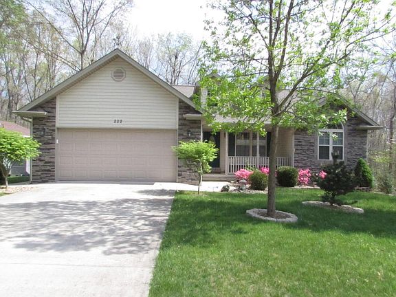 3rd image of 222 Lakeview Dr