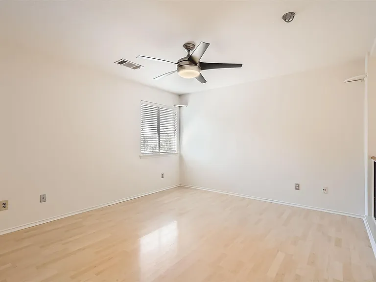 3001 Rainy River Dr — Photo 23