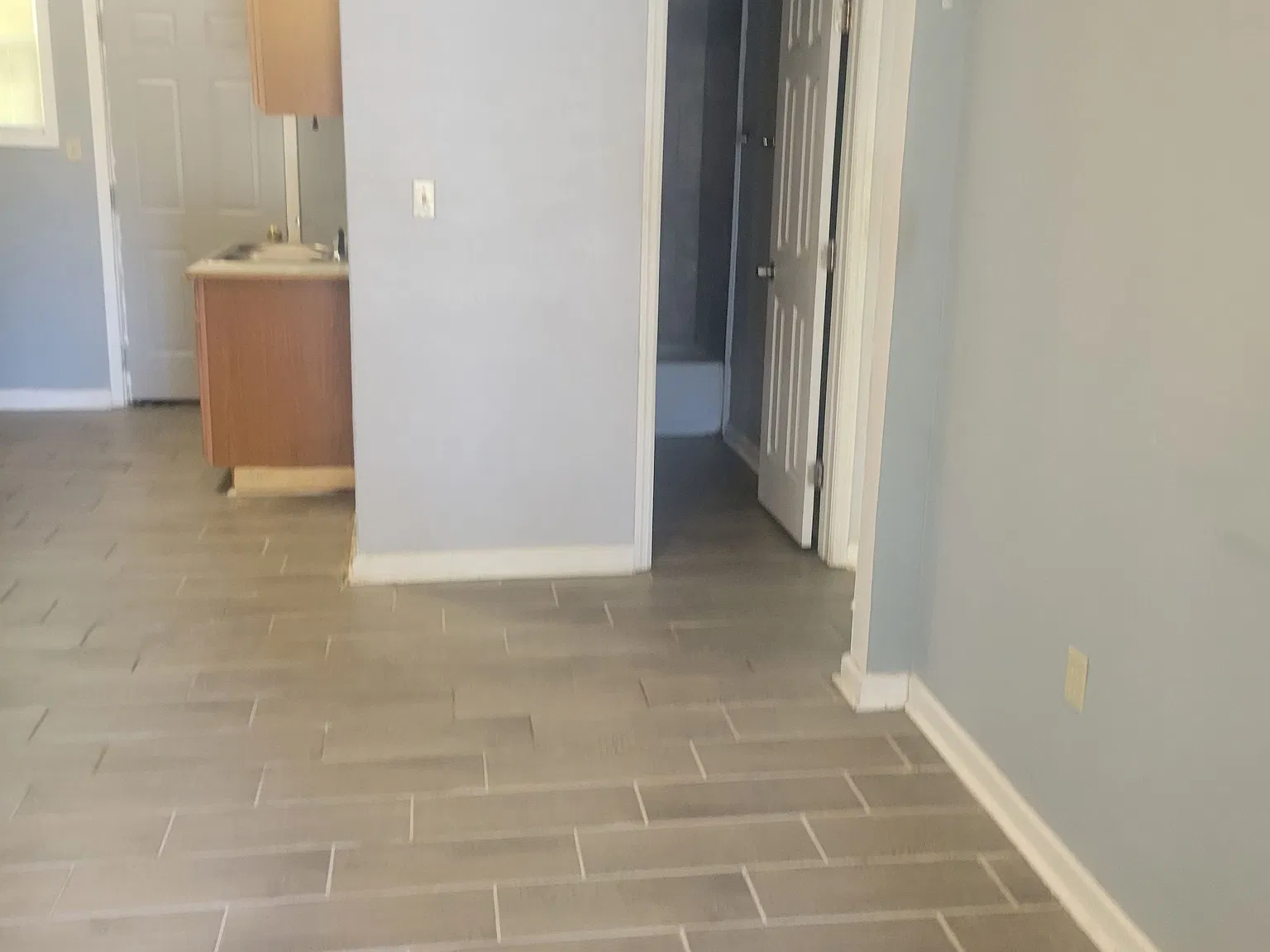 100 Dora St — Photo 3
