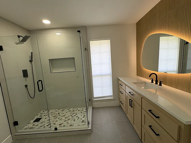 Share Bathroom