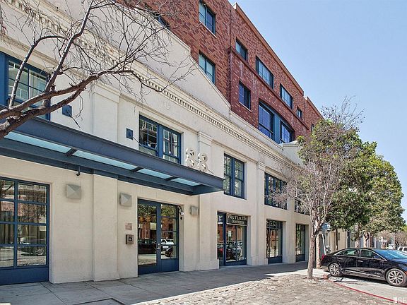 2nd image of 88 Townsend St APT 205