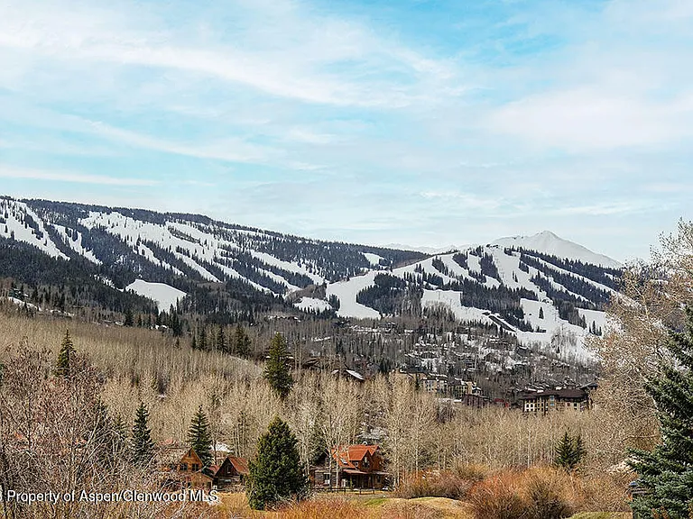 4000 Brush Creek Rd #9 — Photo 14