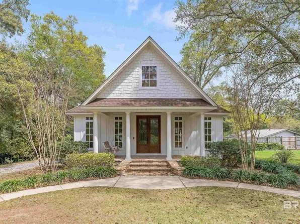 3 Mershon St, Fairhope, AL 36532