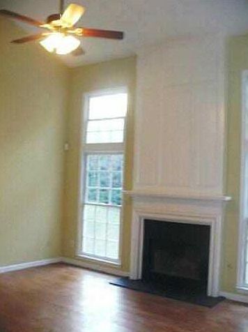 2nd image of 1040 Lulworth Ln