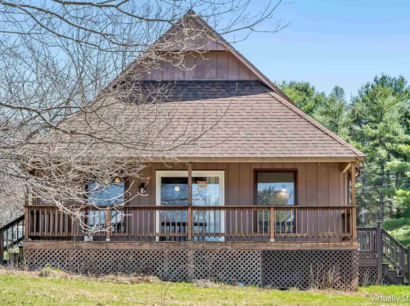 409 East Cobble Hill Road, Barre Town, VT 05641